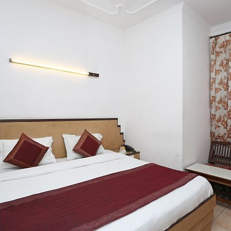 Capital O 10750 Hotel Vivek New Delhi Ngoại thất bức ảnh