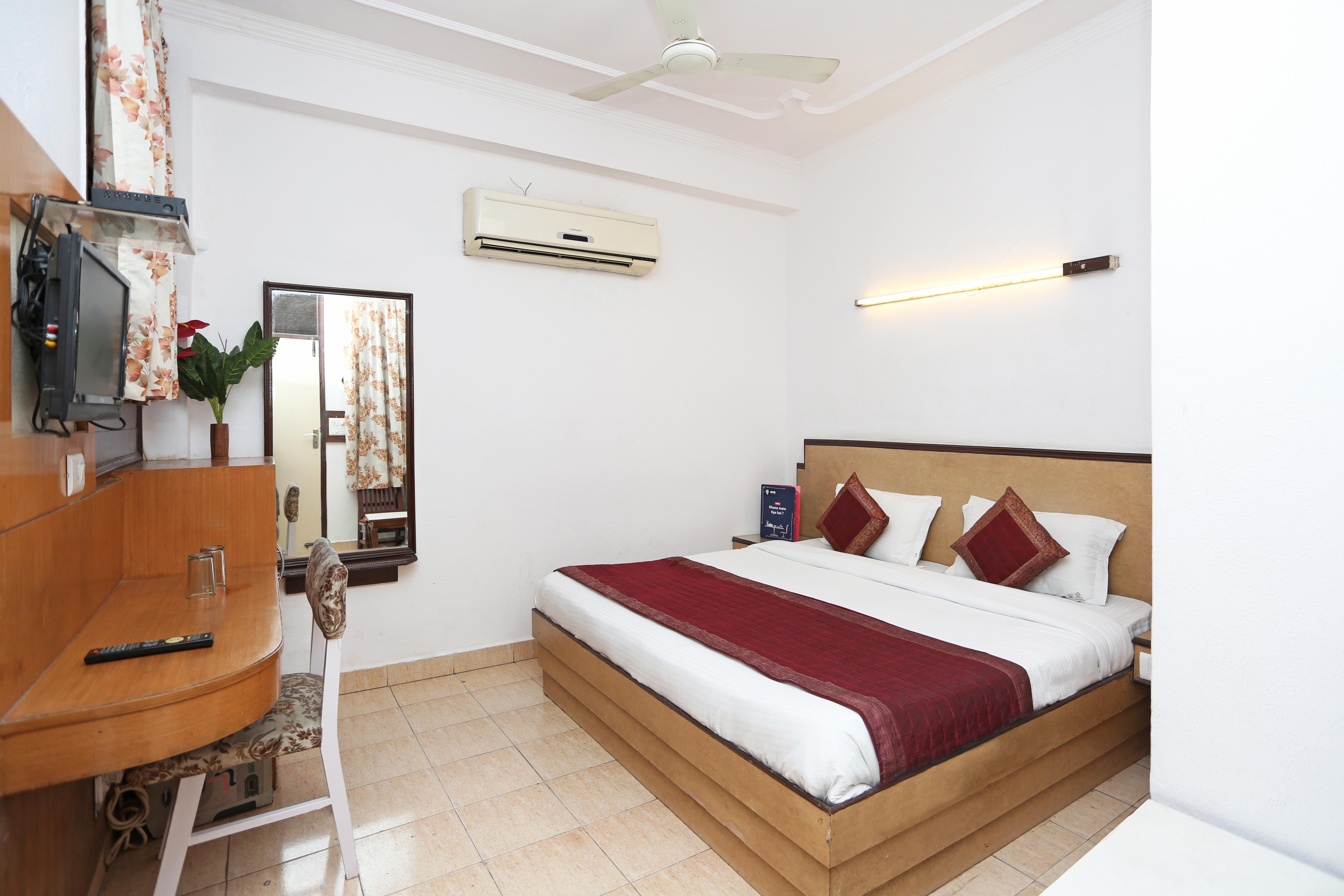 Capital O 10750 Hotel Vivek New Delhi Ngoại thất bức ảnh