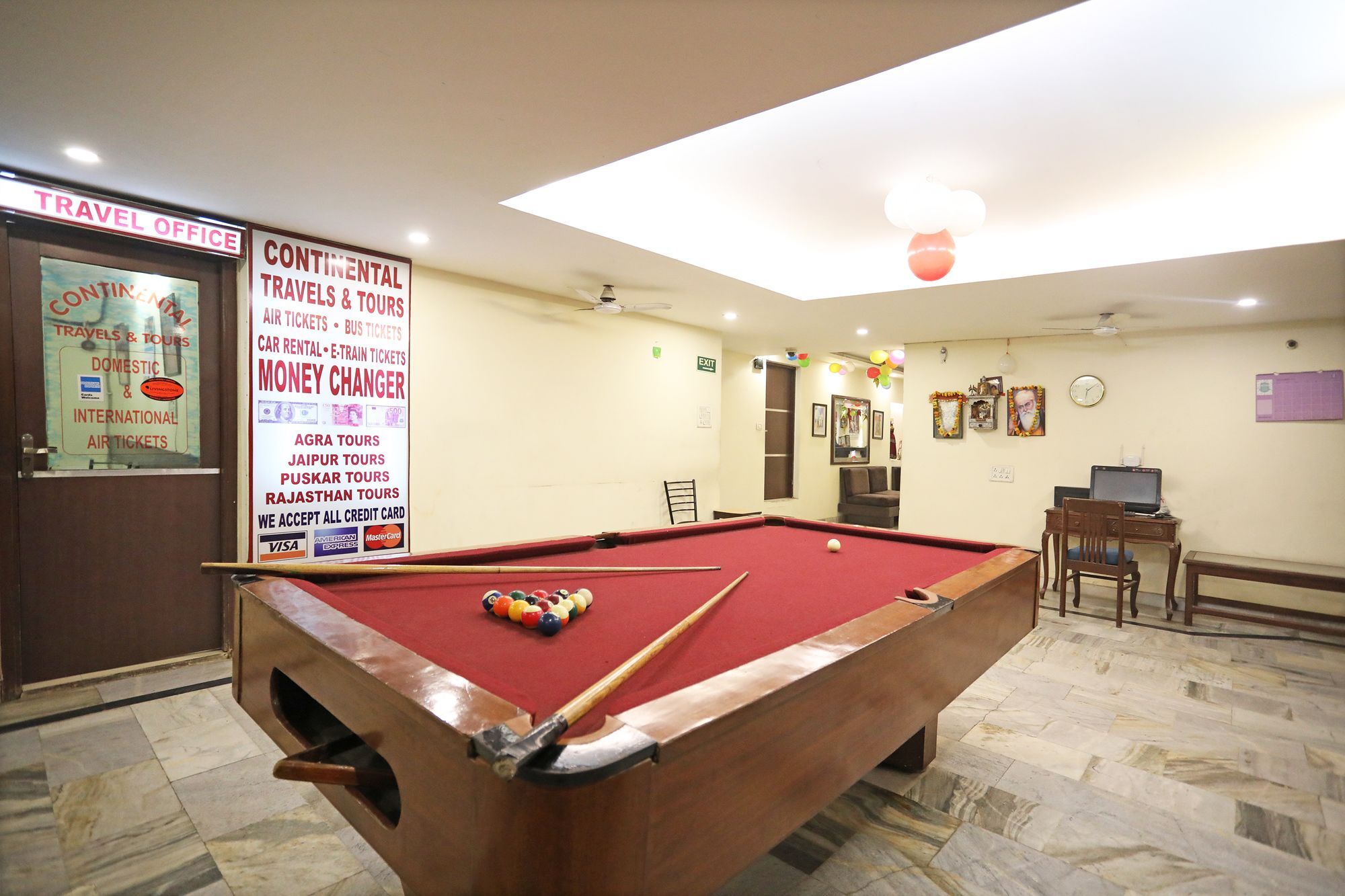 Capital O 10750 Hotel Vivek New Delhi Ngoại thất bức ảnh